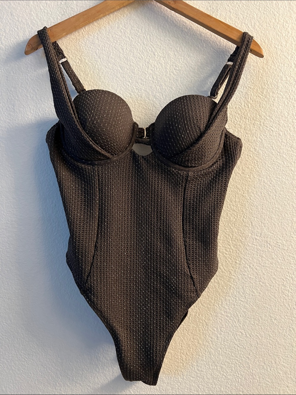 New Cupshe x Kelsey Anderson Jet Setter One-Piece Swimsuit Size M